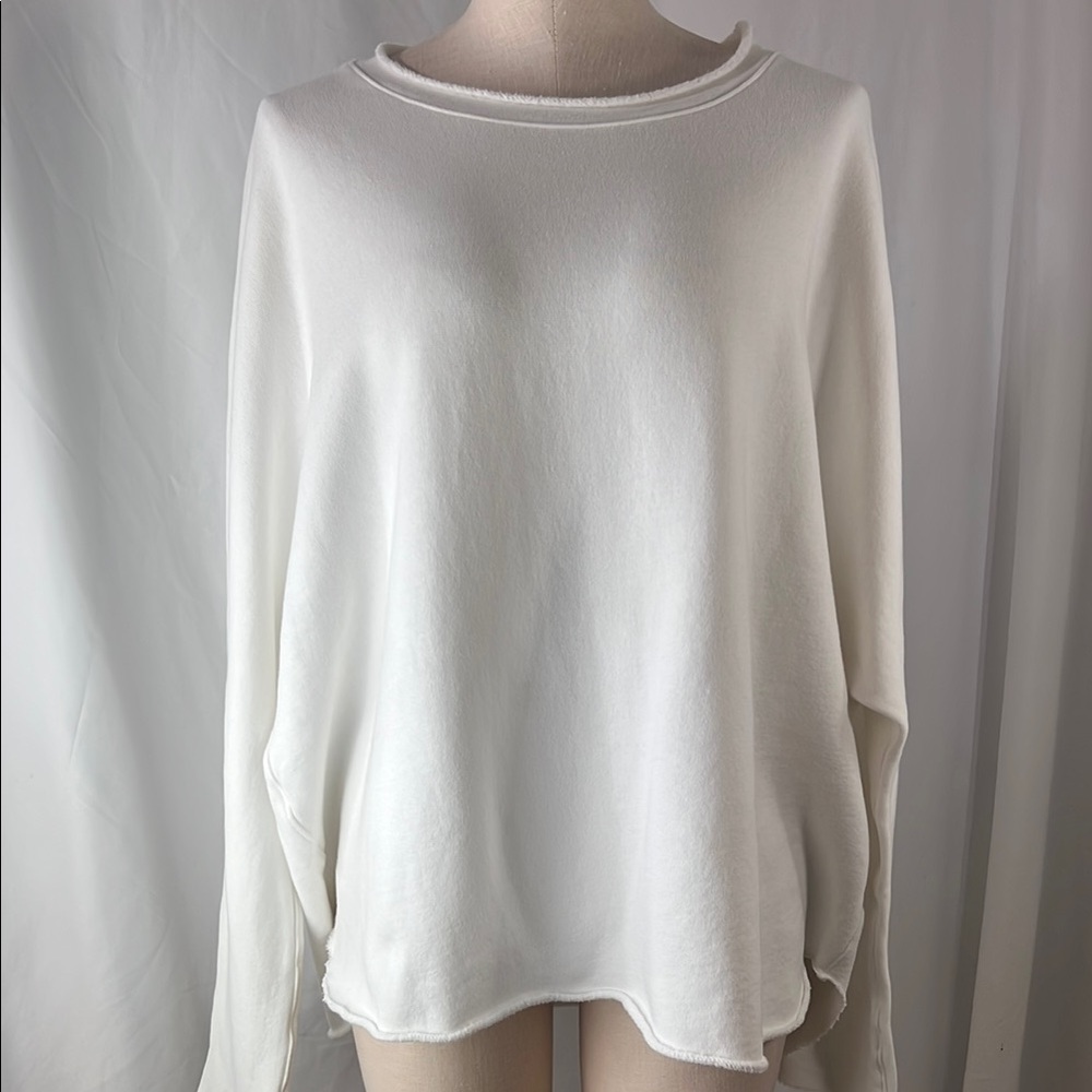 Frank & Eileen white pullover fleece